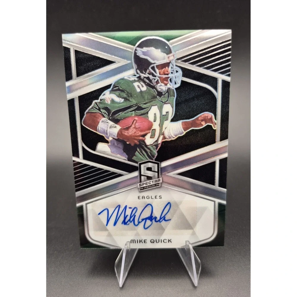 2024 Panini Spectra Mike Quick #SIG-MQK‎ Silver Prizm Autograph /199 (AU) Eagles